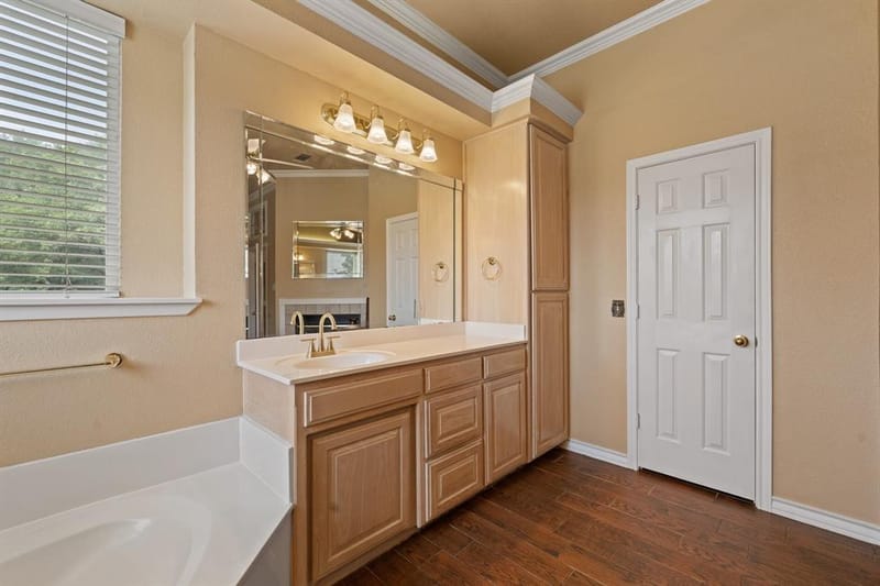 1701 W Lake Shore Drive, Alvarado TX 76009 - Photo 24