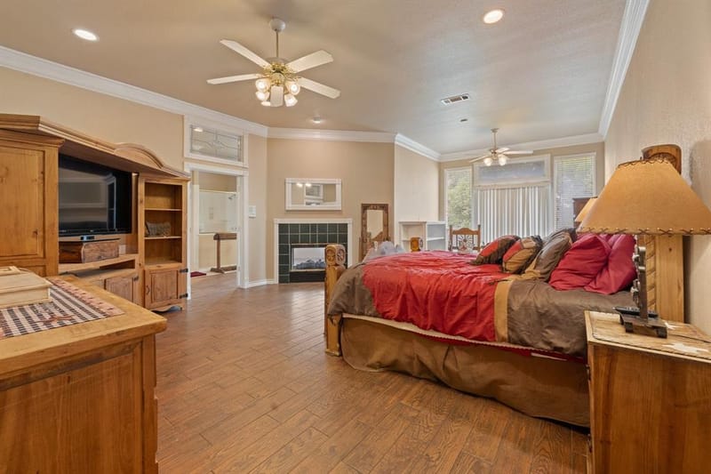 1701 W Lake Shore Drive, Alvarado TX 76009 - Photo 18