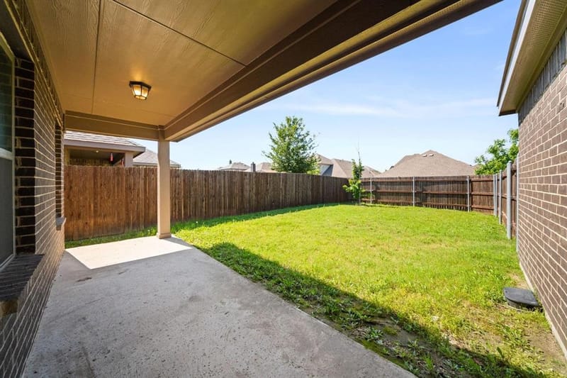 499 Washington Avenue, Waxahachie TX 75165 - Photo 34