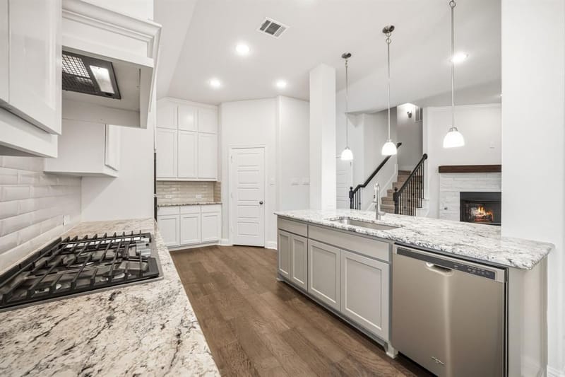 499 Washington Avenue, Waxahachie TX 75165 - Photo 14