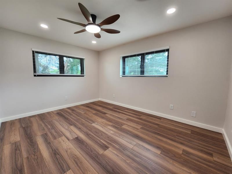 124 SEQUOYA Drive E, Lake Kiowa TX 76240 - Photo 16