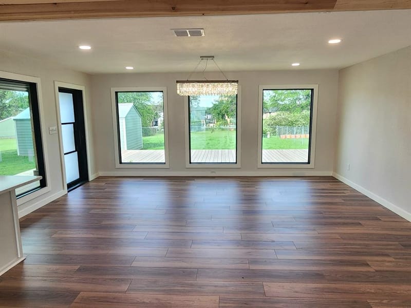 124 SEQUOYA Drive E, Lake Kiowa TX 76240 - Photo 12