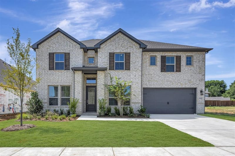 3008 Sandy Springs Drive, Arlington TX 76017 - Photo 2