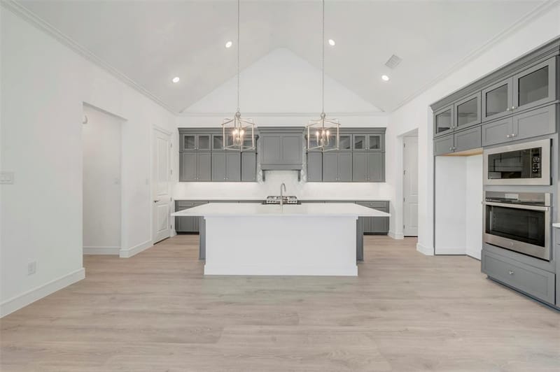 3008 Sandy Springs Drive, Arlington TX 76017 - Photo 10