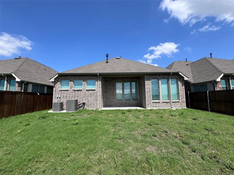 17305 Texas Pistache Drive, Dallas TX 75252 - Photo 13