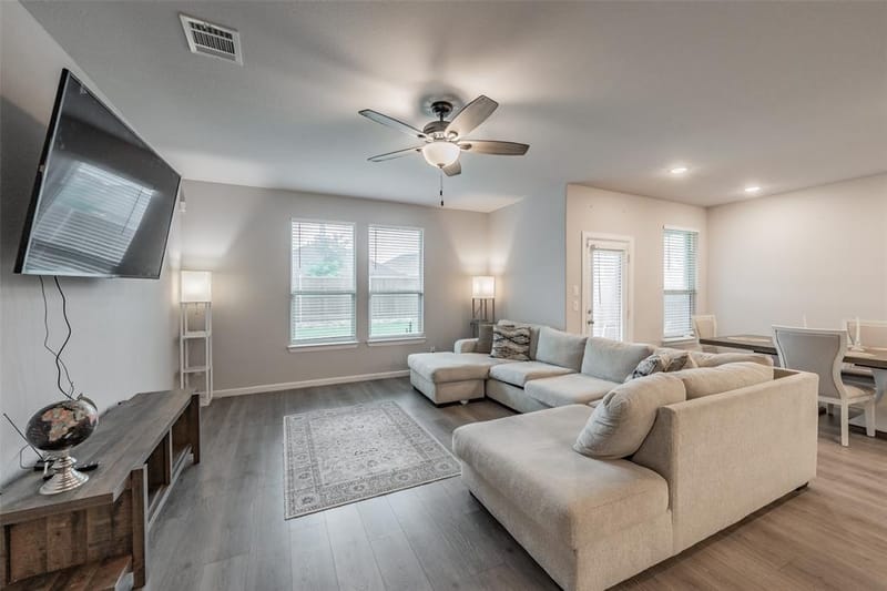601 Bethpage Drive, Red Oak TX 75154 - Photo 13