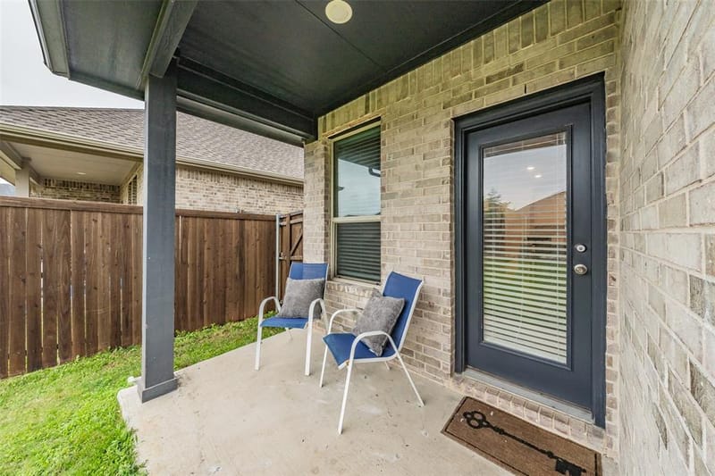 601 Bethpage Drive, Red Oak TX 75154 - Photo 32