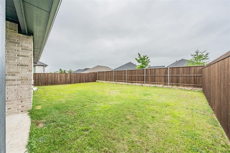 601 Bethpage Drive, Red Oak TX 75154 - Photo 34