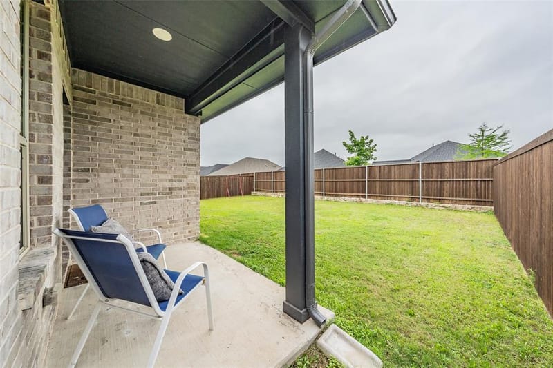 601 Bethpage Drive, Red Oak TX 75154 - Photo 33