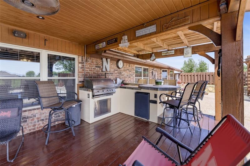 911 Mcvoid Road, Springtown TX 76082 - Photo 19
