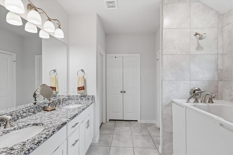 309 Ridge Drive, Justin TX 76247 - Photo 27