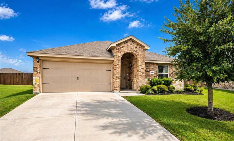 2492 Saldana Drive, Fate TX 75189 - Photo 2