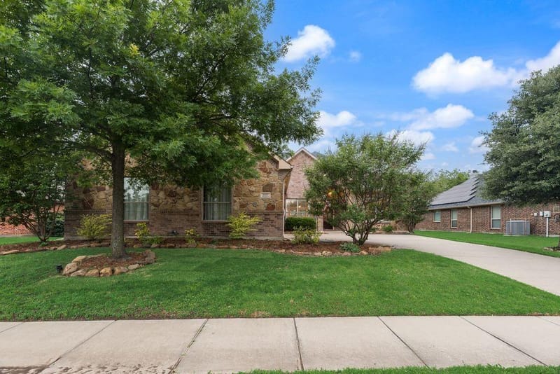 1613 Woodlawn Avenue, Royse City TX 75189 - Photo 2