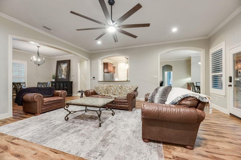 1613 Woodlawn Avenue, Royse City TX 75189