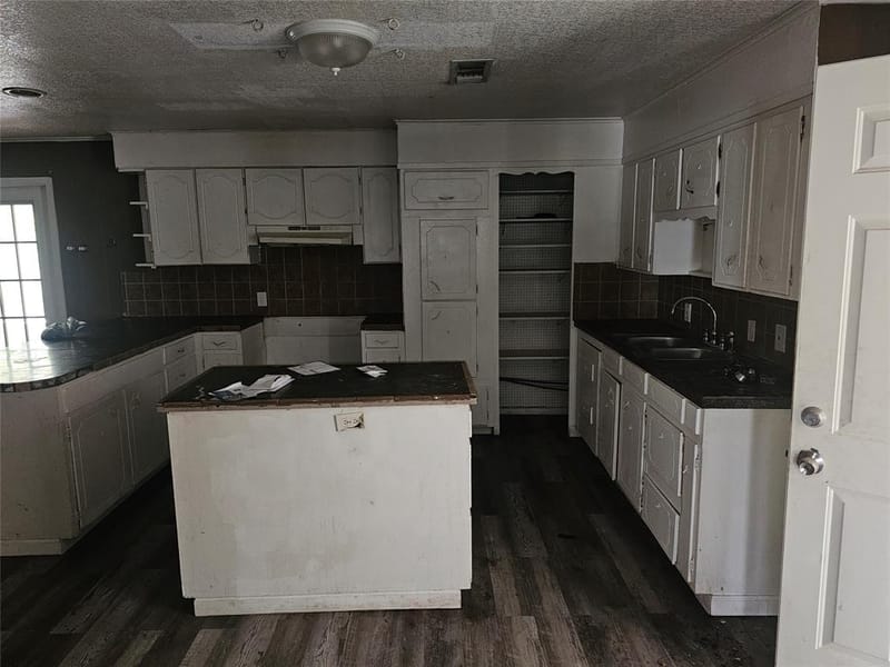 2711 Parkridge Street, Shreveport LA 71108 - Photo 6