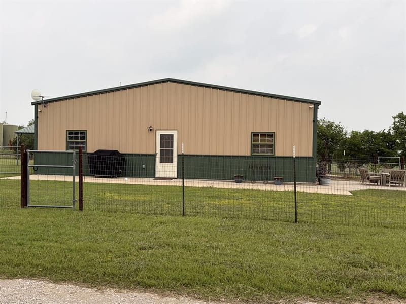 1746 CR 4522, Decatur TX 76234 - Photo 2