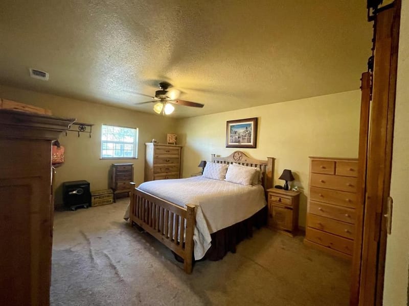 1746 CR 4522, Decatur TX 76234 - Photo 17