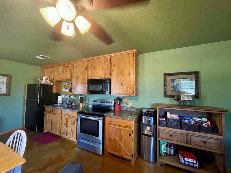 1746 CR 4522, Decatur TX 76234 - Photo 22