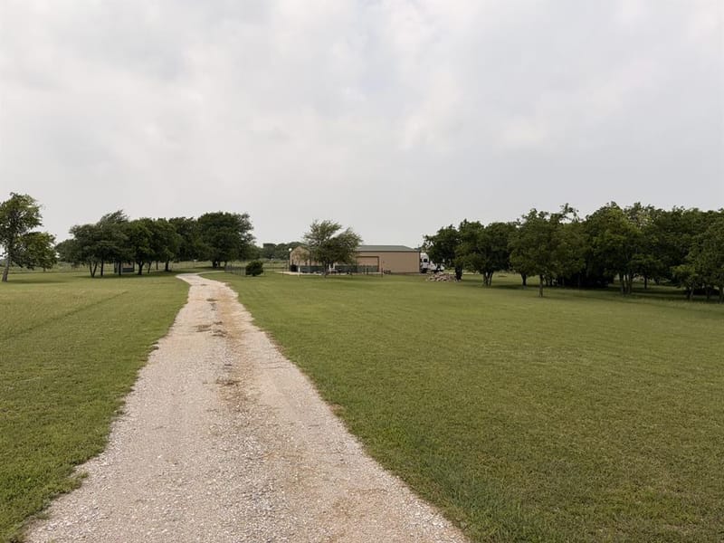 1746 CR 4522, Decatur TX 76234 - Photo 11