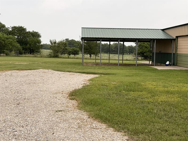 1746 CR 4522, Decatur TX 76234 - Photo 8