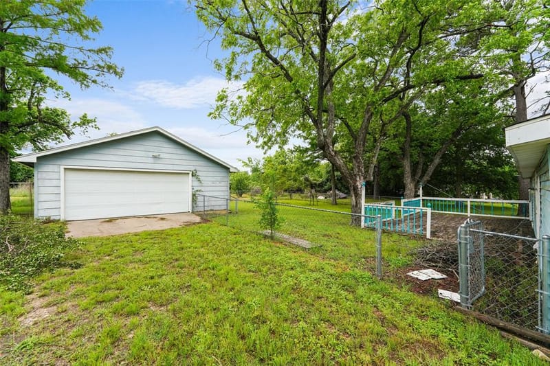 2300 Pecan Valley, Cleburne TX 76031 - Photo 11