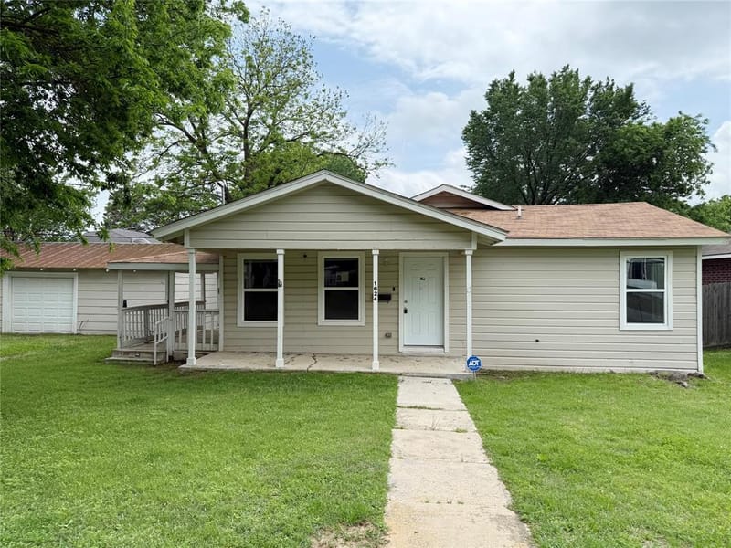 1624 Roy Street, Gainesville TX 76240