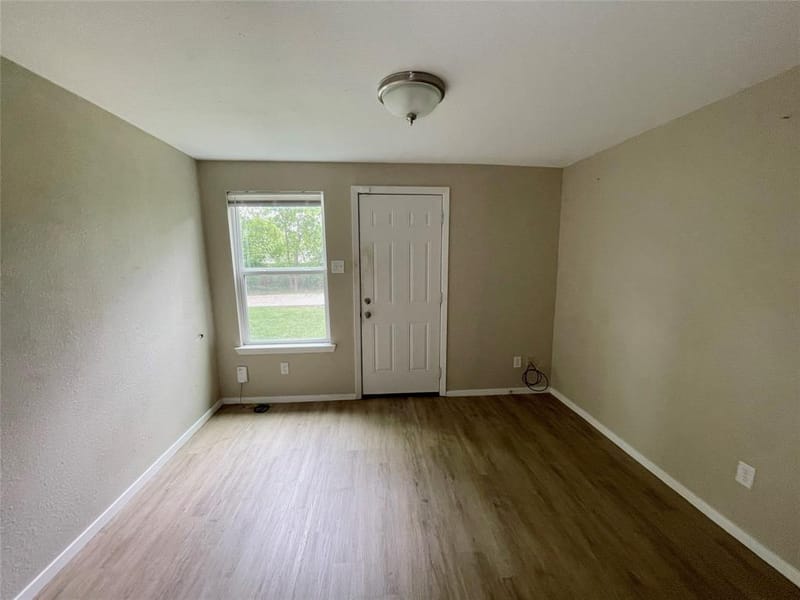 1624 Roy Street, Gainesville TX 76240 - Photo 4