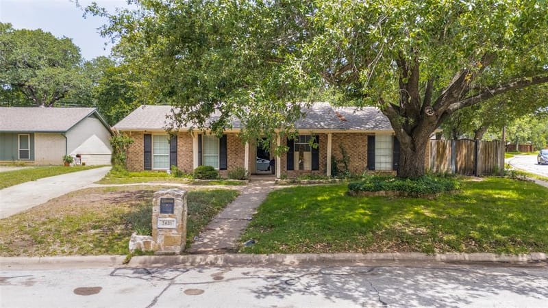 3401 Hampshire Drive, Arlington TX 76013