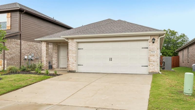 921 Jefferson Way, Sherman TX 75090 - Photo 25