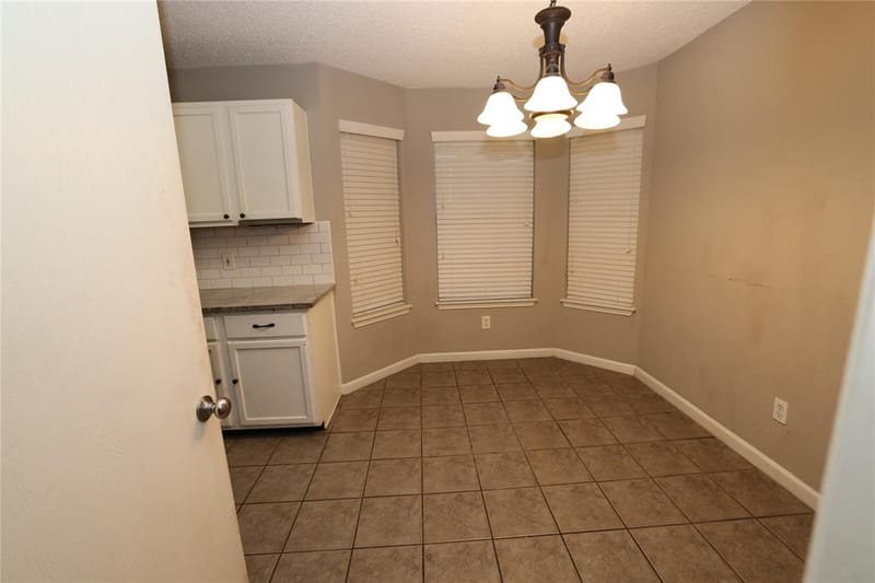 4360 Mesa Drive, Carrollton TX 75010 - Photo 11