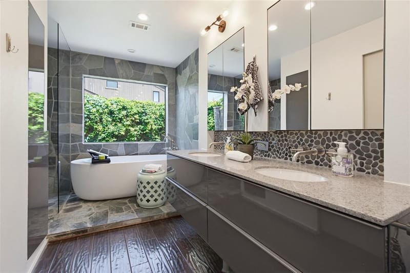 8903 Maple Glen Drive, Dallas TX 75231 - Photo 23