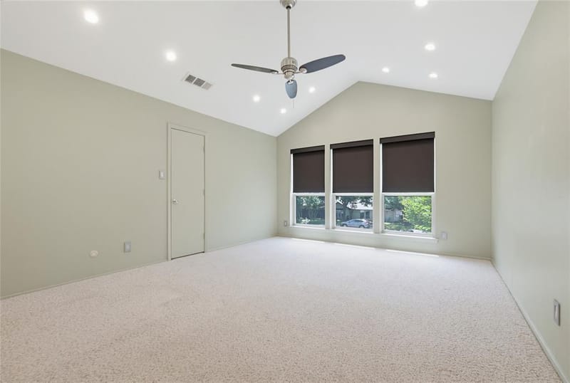 8903 Maple Glen Drive, Dallas TX 75231 - Photo 31