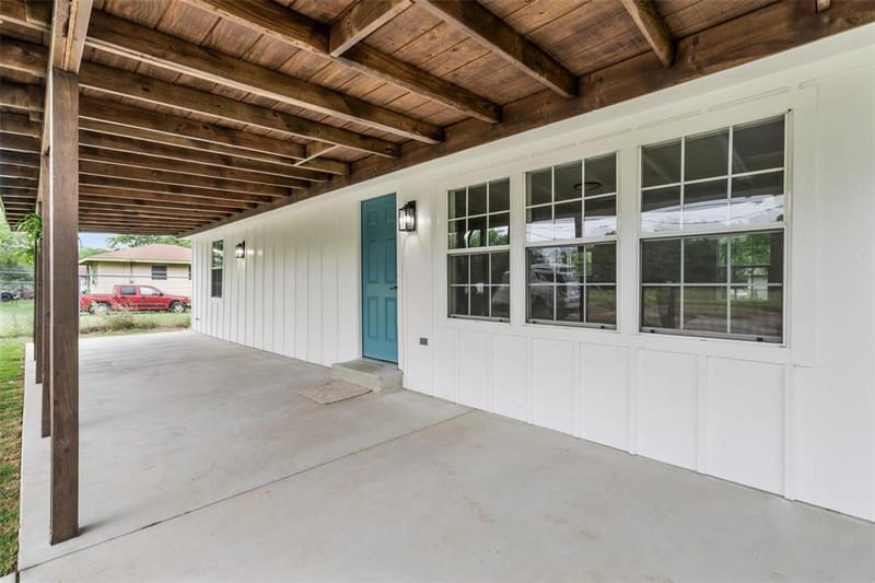 407 Johnson Street, McGregor TX 76657 - Photo 3