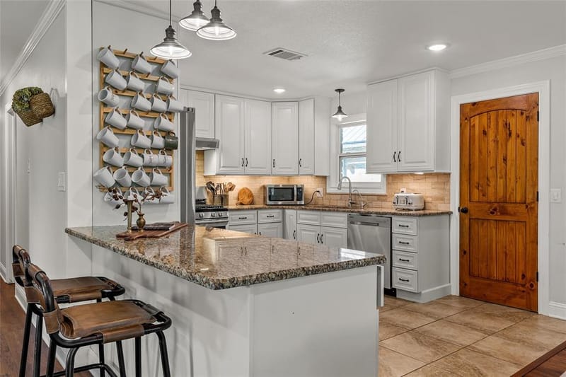 423 Rogers Hill Spur, Waco TX 76705 - Photo 5