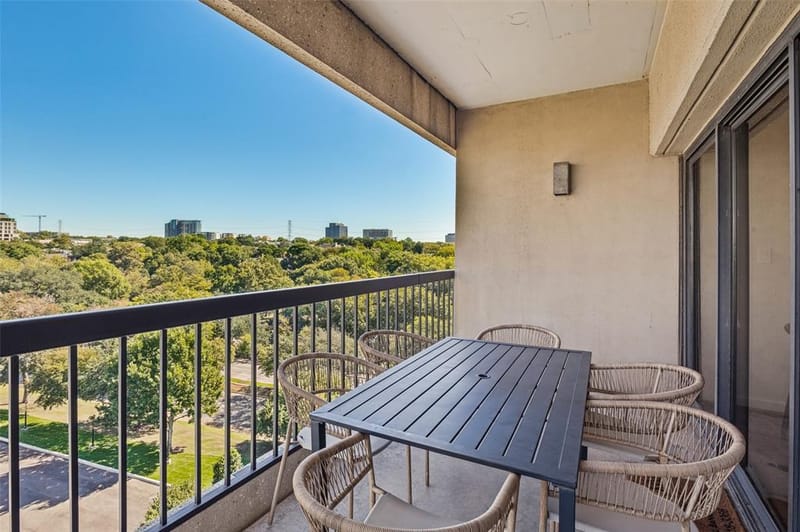 3831 Turtle Creek Boulevard # 7E, Dallas TX 75219 - Photo 26