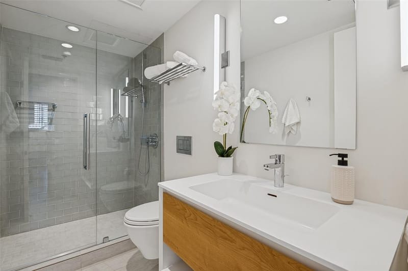 3831 Turtle Creek Boulevard # 7E, Dallas TX 75219 - Photo 24