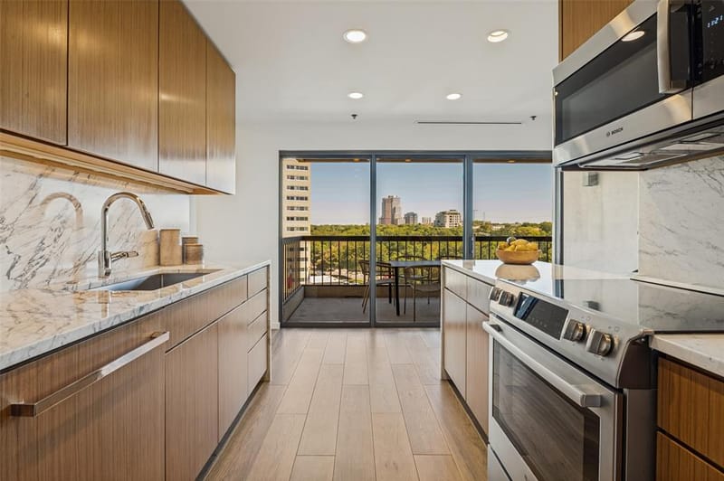 3831 Turtle Creek Boulevard # 7E, Dallas TX 75219 - Photo 10