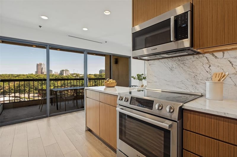 3831 Turtle Creek Boulevard # 7E, Dallas TX 75219 - Photo 11