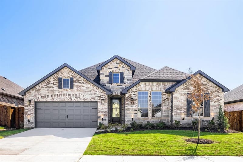 1811 Flowerfield Lane, Mansfield TX 76063