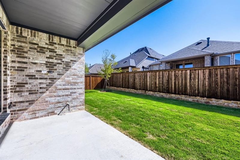 1811 Flowerfield Lane, Mansfield TX 76063 - Photo 25