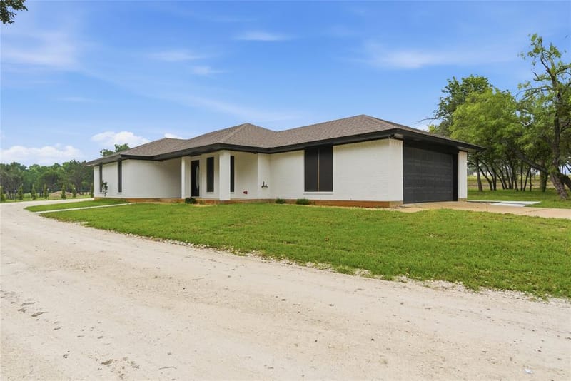 1070 Diamond Oaks Road, Stephenville TX 76401 - Photo 7