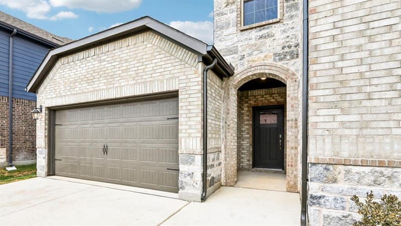 10009 Silver Nugget Street, Aubrey TX 76227 - Photo 5