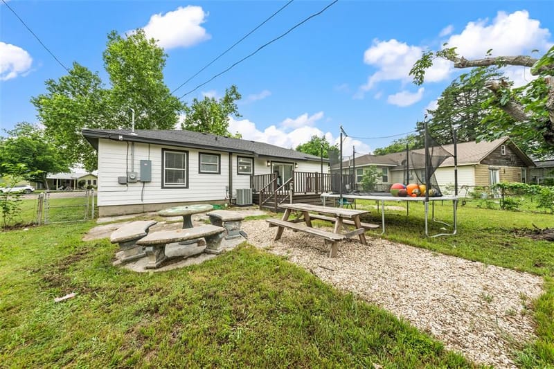1616 Shelburne Street, Waco TX 76711 - Photo 16