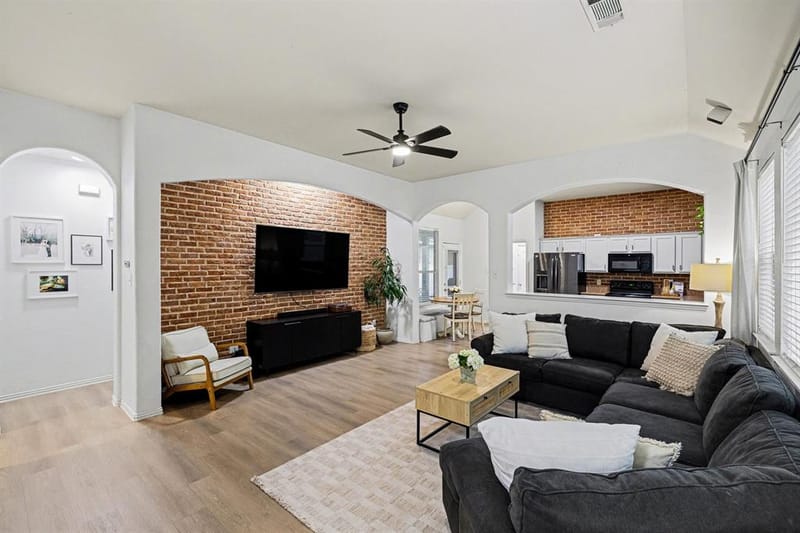 10013 Lexington Drive, Providence Village TX 76227 - Photo 4