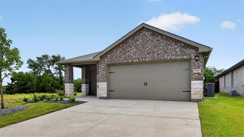 909 Jefferson Way, Sherman TX 75090 - Photo 6