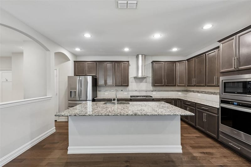 605 Cattle Chute Court, Celina TX 75009 - Photo 8