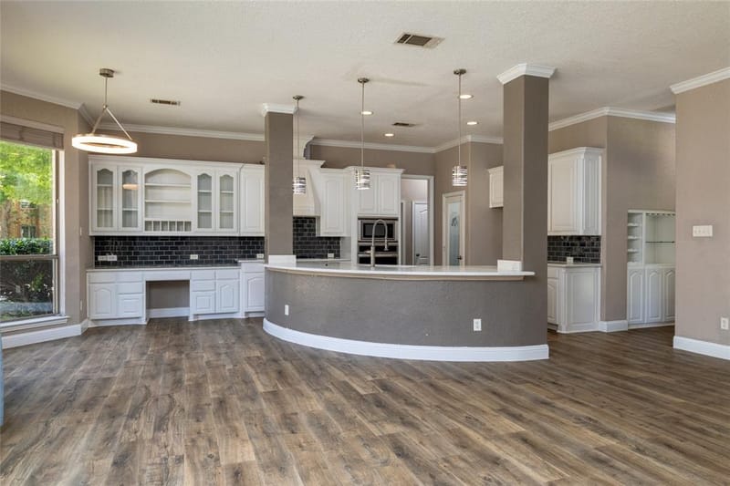 8105 Thornwood Drive, North Richland Hills TX 76182 - Photo 13
