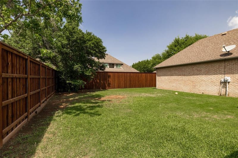 8105 Thornwood Drive, North Richland Hills TX 76182 - Photo 36