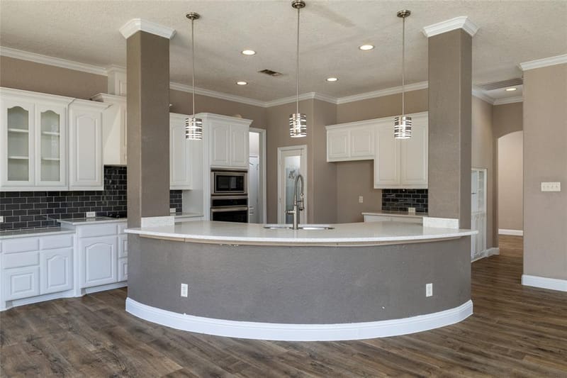 8105 Thornwood Drive, North Richland Hills TX 76182 - Photo 14