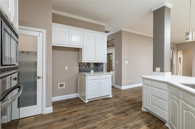 8105 Thornwood Drive, North Richland Hills TX 76182 - Photo 19